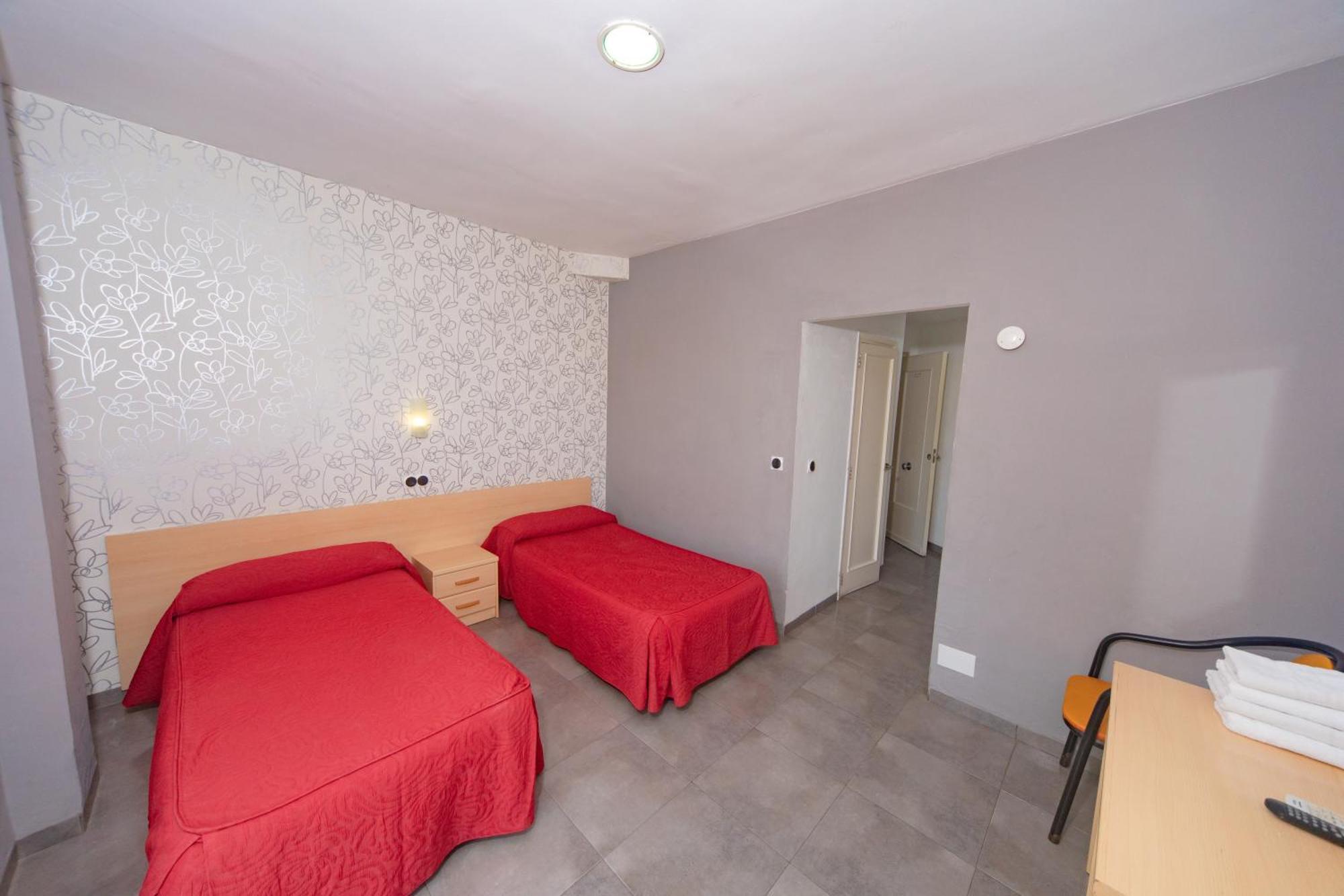 Hostal Virginia Favareta Eksteriør bilde