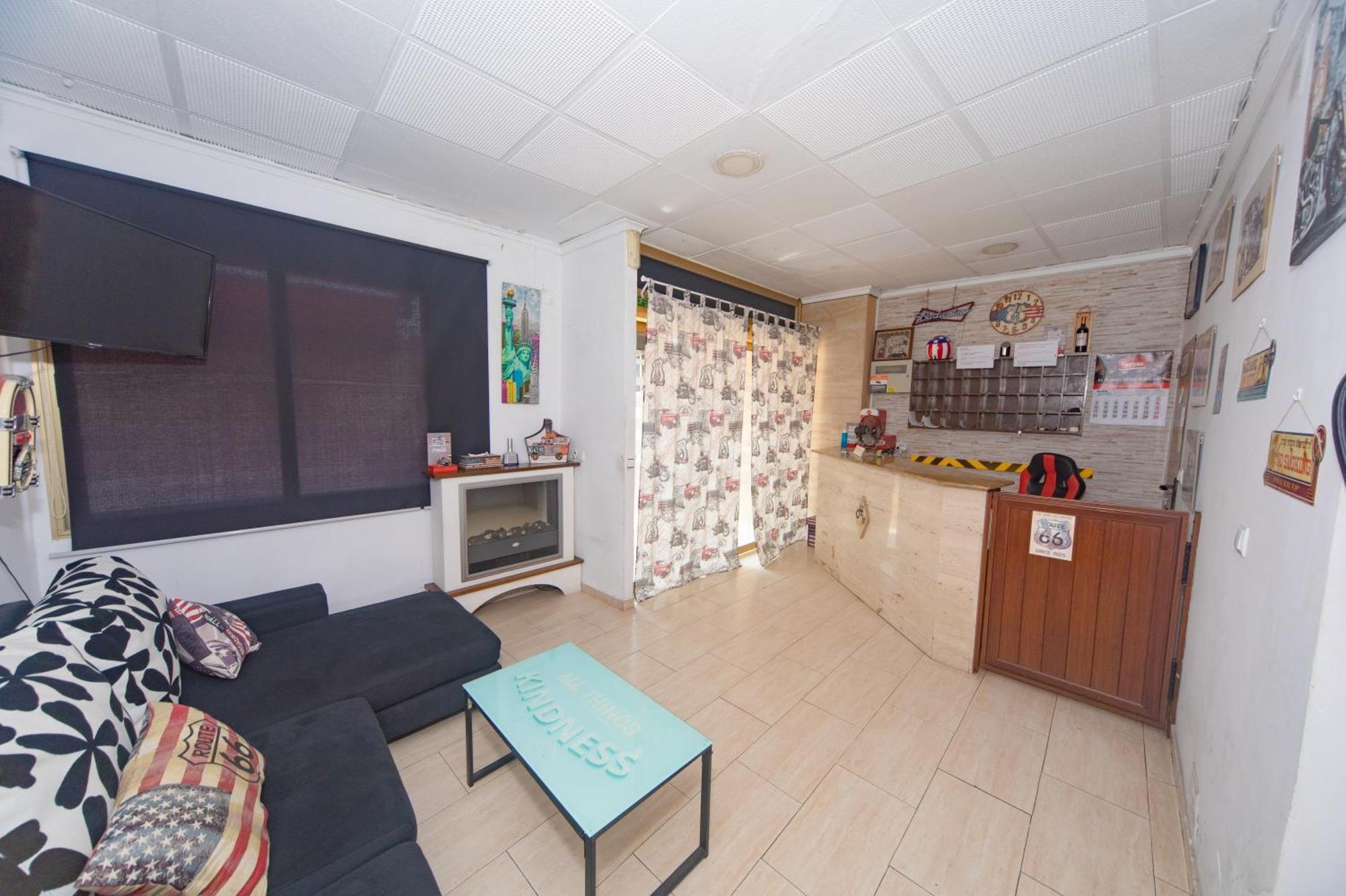 Hostal Virginia Favareta Eksteriør bilde