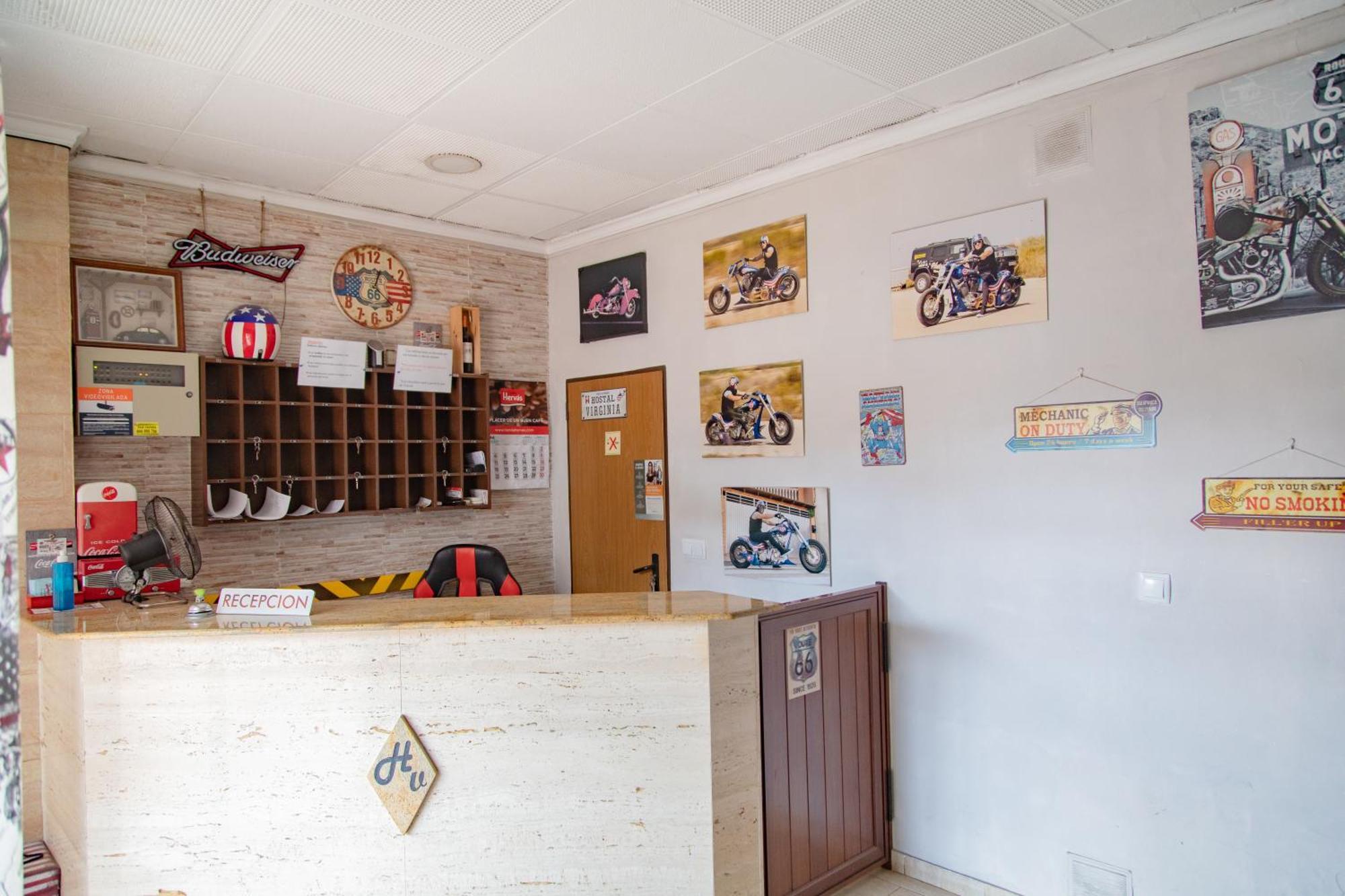 Hostal Virginia Favareta Eksteriør bilde
